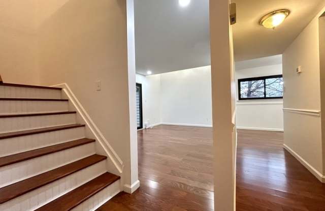 1625 Merry Oaks Road