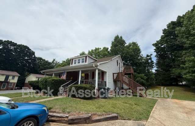 120 W. Presnell St