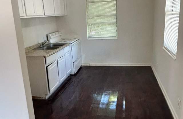 18 West 43rd Street - 22