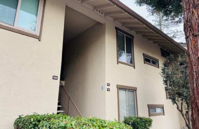 Photo of Beautiful upper level 1 bedroom, 1 bath unit in Station West