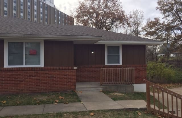 6123 Farrow Ave - 6123 Farrow Avenue, Kansas City, KS 66104