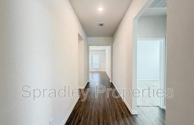 905 Hawks Shadow Dr.