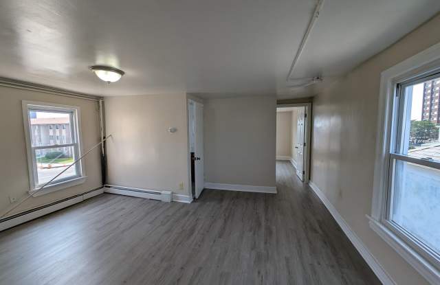 203 N South Carolina Ave