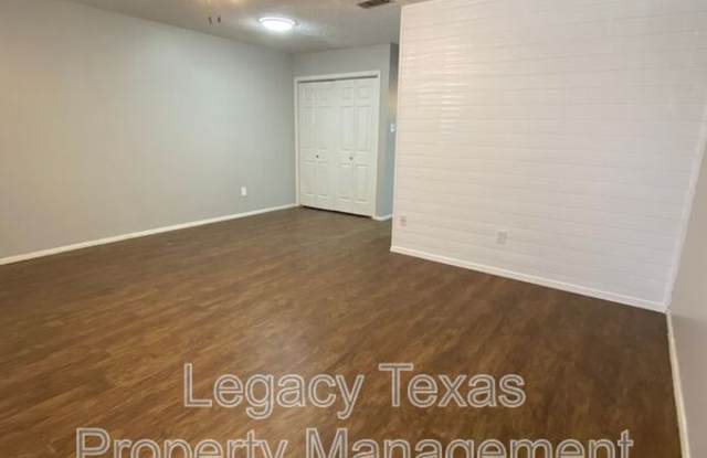 Photo of 1409 W. Kilpatrick Ct.