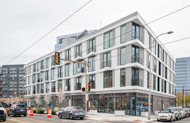 Modern Apartments in University City