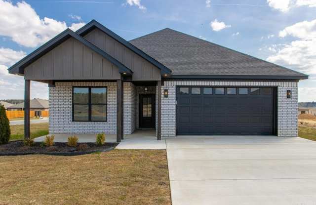 101 Kelton Lane
