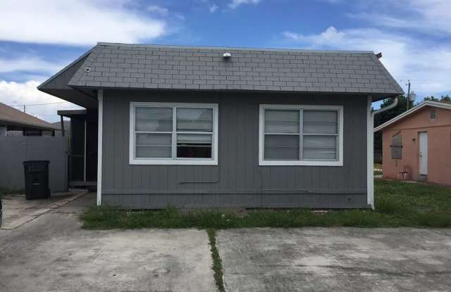 347 Nw 6th Ave