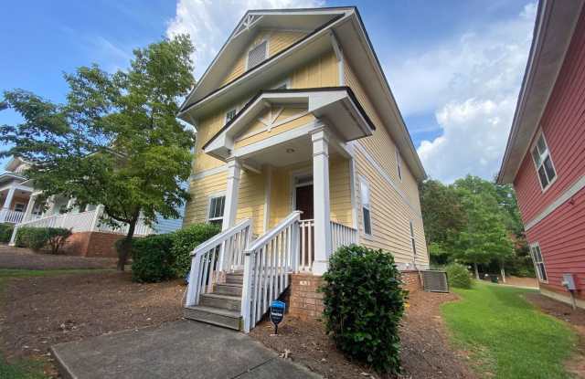 Photo of NEWLY RENOVATED 4 Bedroom House in The Retreat PRE-LEASING FOR AUGUST!