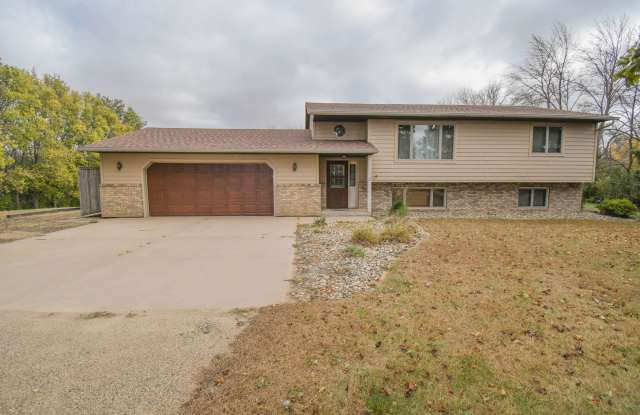 Photo of Spacious 4-Bedroom Acreage with Stunning Views Near Hartford — 1.5 Acres of Country Living!