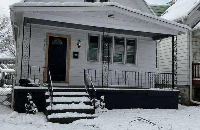 Photo of 4 Bedroom Single Family *Fully renovated*