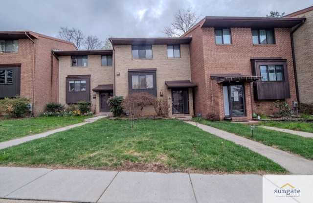 418 Five Farms Ln