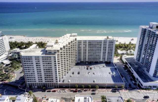 2899 Collins Ave appt 1203 (A11967594)