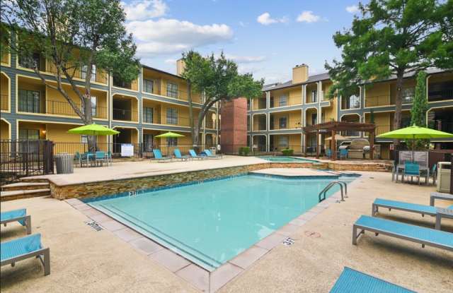 Photo of Forest Hills Apartments