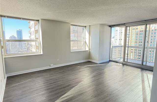 Photo of 120 W Grand