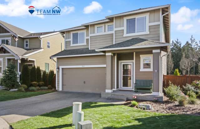 MOVE IN READY! Meridian Campus home available! Beautiful 4 bedrooms 2.5 baths. Easy JBLM commute. North Thurston School District. - 8844 Adonis Court Northeast, Lacey, WA 98516