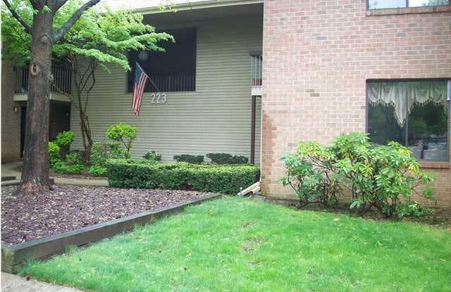 223 Medford Court - 223 Medford Court, Monmouth County, NJ 07726