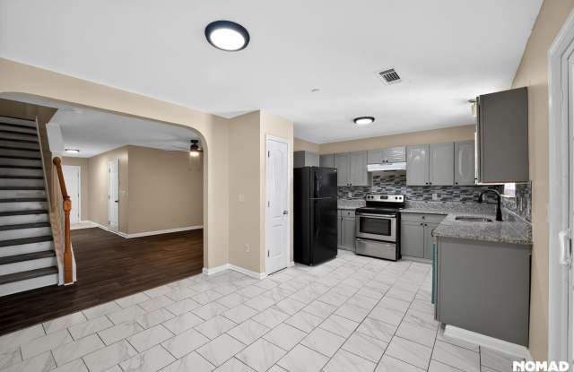 Charming 3BR House in Jonesboro