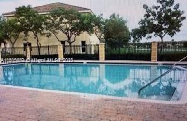 1538 SE 31st Ct - 1538 Southeast 31st Court, Homestead, FL 33035