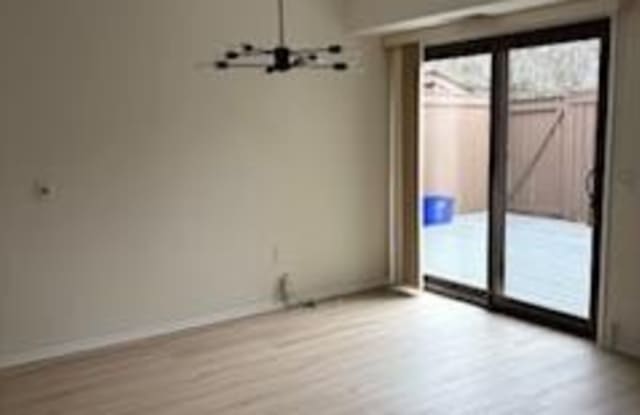 11244 SNOWFLAKE COURT #B