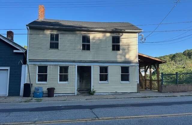 Photo of 27 North Main Street