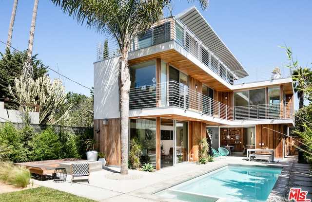 525 Westminster Ave