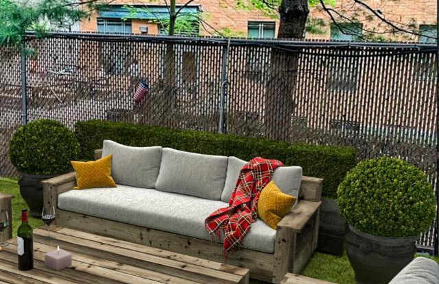454 west 47th street
