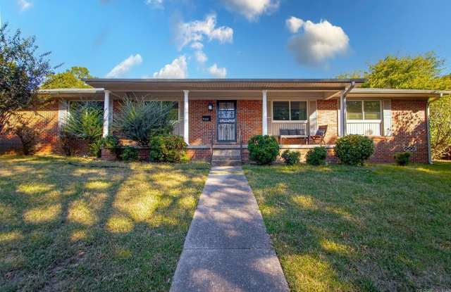 7001 Blue Bird Drive