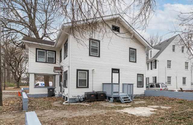 3259 Carrollton Avenue