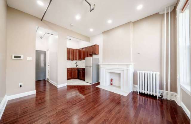 211 West 122nd Street