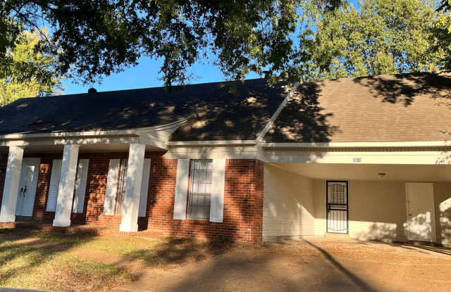 Photo of 3078 Estes St