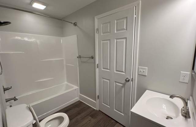 116 North Lincoln Boulevard