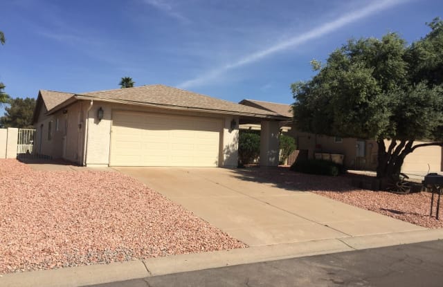 8837 E Fairway Blvd - 8837 East Fairway Boulevard, Sun Lakes, AZ 85248