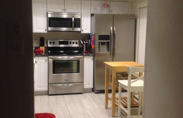 Photo of 9450 N 94TH Place