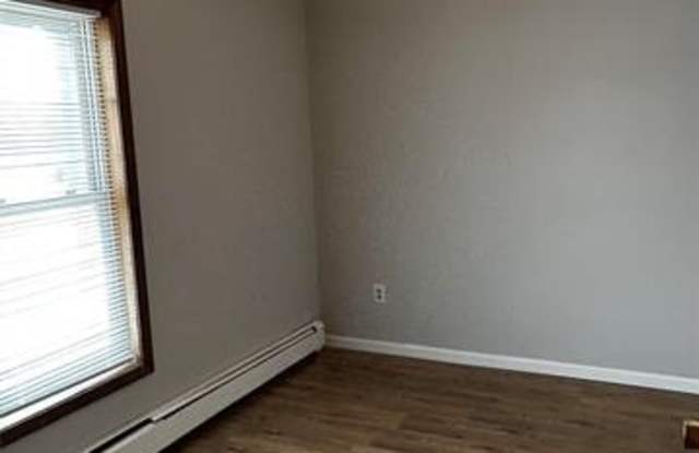 68250 GRAND TRUNK UNIT 4 Avenue