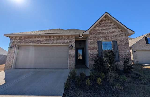 Legacy Pointe 3/3 Charmer