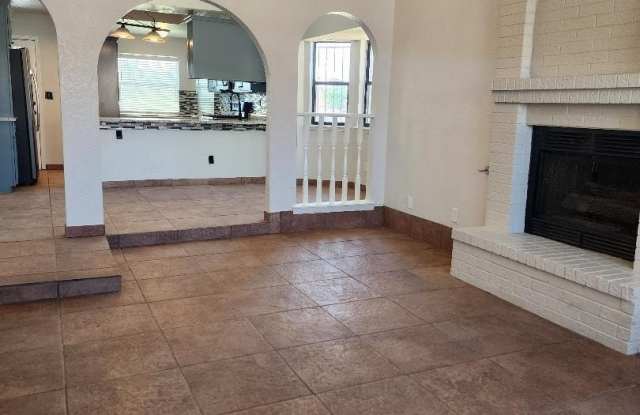 11300 Crater Lake Avenue