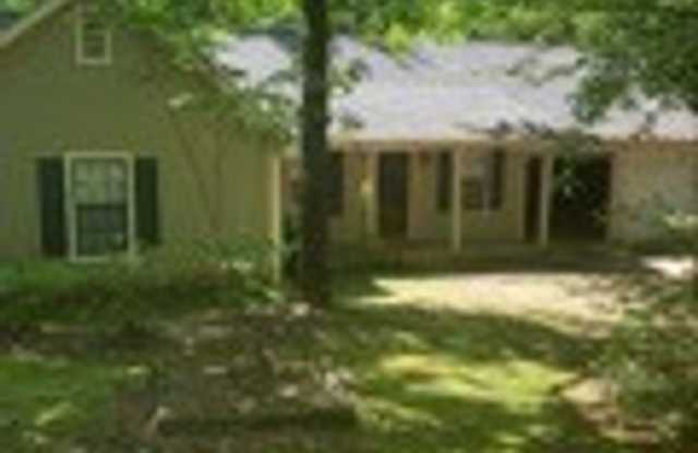 215 Britton Drive - 215 Britton Drive, Lafayette County, MS 38655