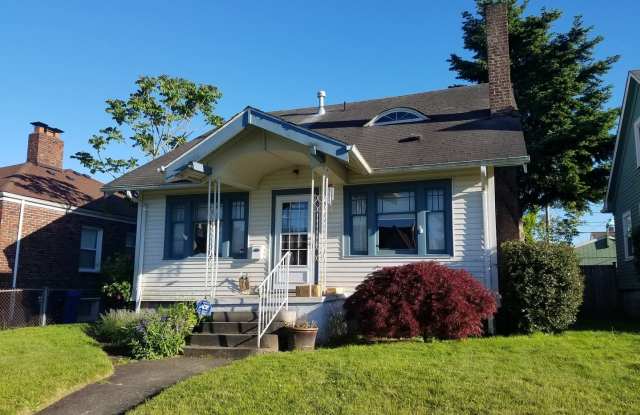 226 S 54th St. Tacoma 98408