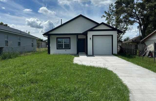 Photo of 775 E JUNIATA STREET