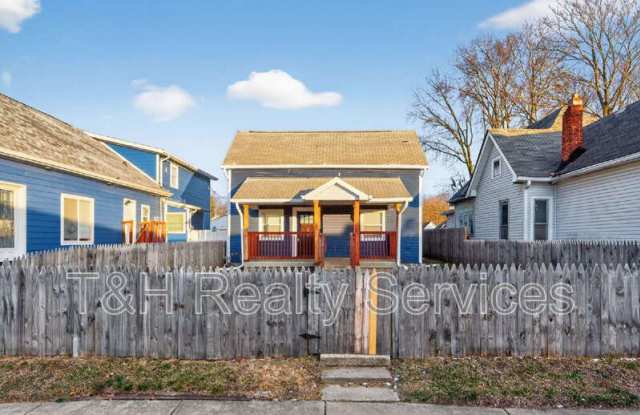 Photo of 401 Trowbridge Street