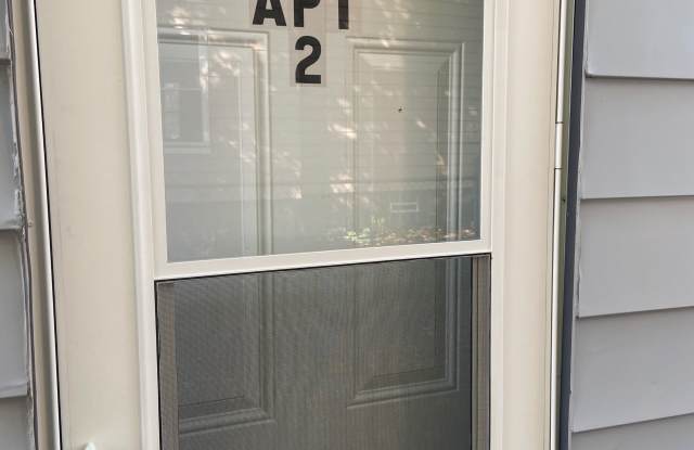 1516 East Ganson Street, Apt 2