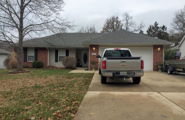 807 W OLD PLANK RD - 807 West Old Plank Road, Columbia, MO 65203