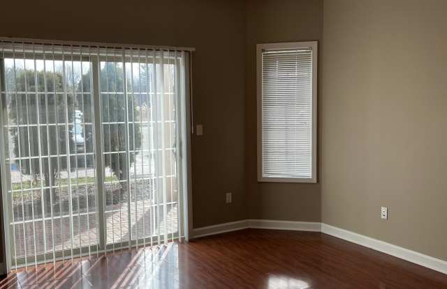 Photo of 7405  Lions Gate Parkway