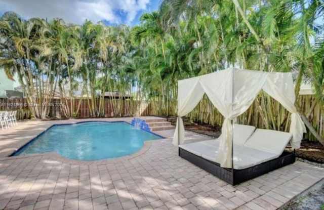 Photo of 12980 Blue Lake Dr