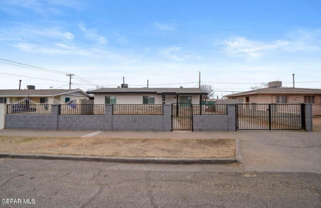 5316 SAXON Drive