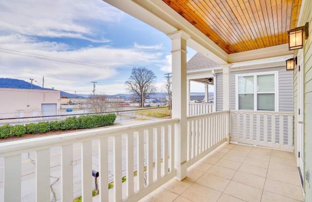 1968 Rossville Avenue