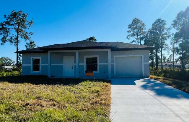 BRAND NEW ONE BEDROOM, ONE BATH-ONE CAR GARAGE- SOUTH LEHIGH ACRES