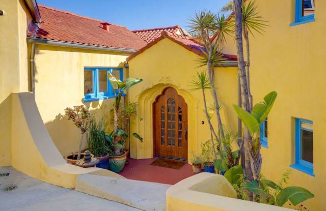 Glorious Gated Private 3 bed/ 3 bath Furnished Spanish Villa with Pool and Hot Tub in the Heart of Los Feliz!