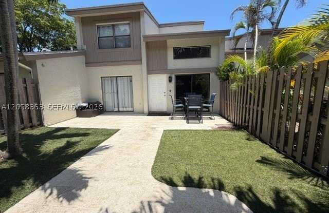11053 SW 113th Pl