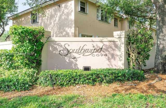 3951 NW 92nd Ave